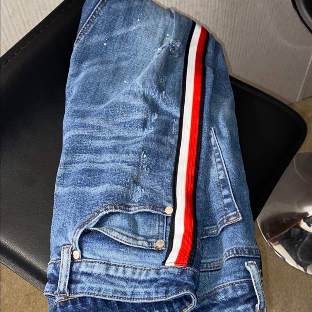 Jeans - Picture 4 of 5